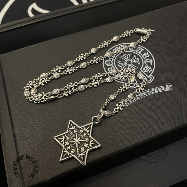 【CHROME HEARTS】ネックレス、新しいネックレス万能シンプルファッションオーナメント 24614