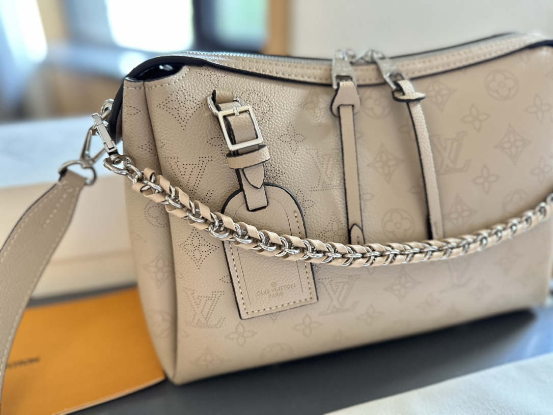 Louis Vuitton◇Lv ベラ トートバッグ - 画像 (16)