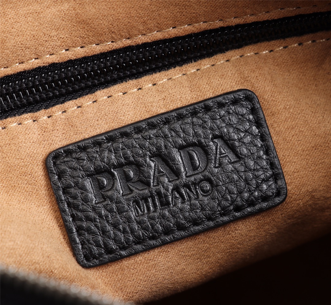 【PRADA 公式 旗艦店】プラダ 斜めがけバッグ 当日出荷 好評に付き再入荷!30*22*10CM - 画像 (8)