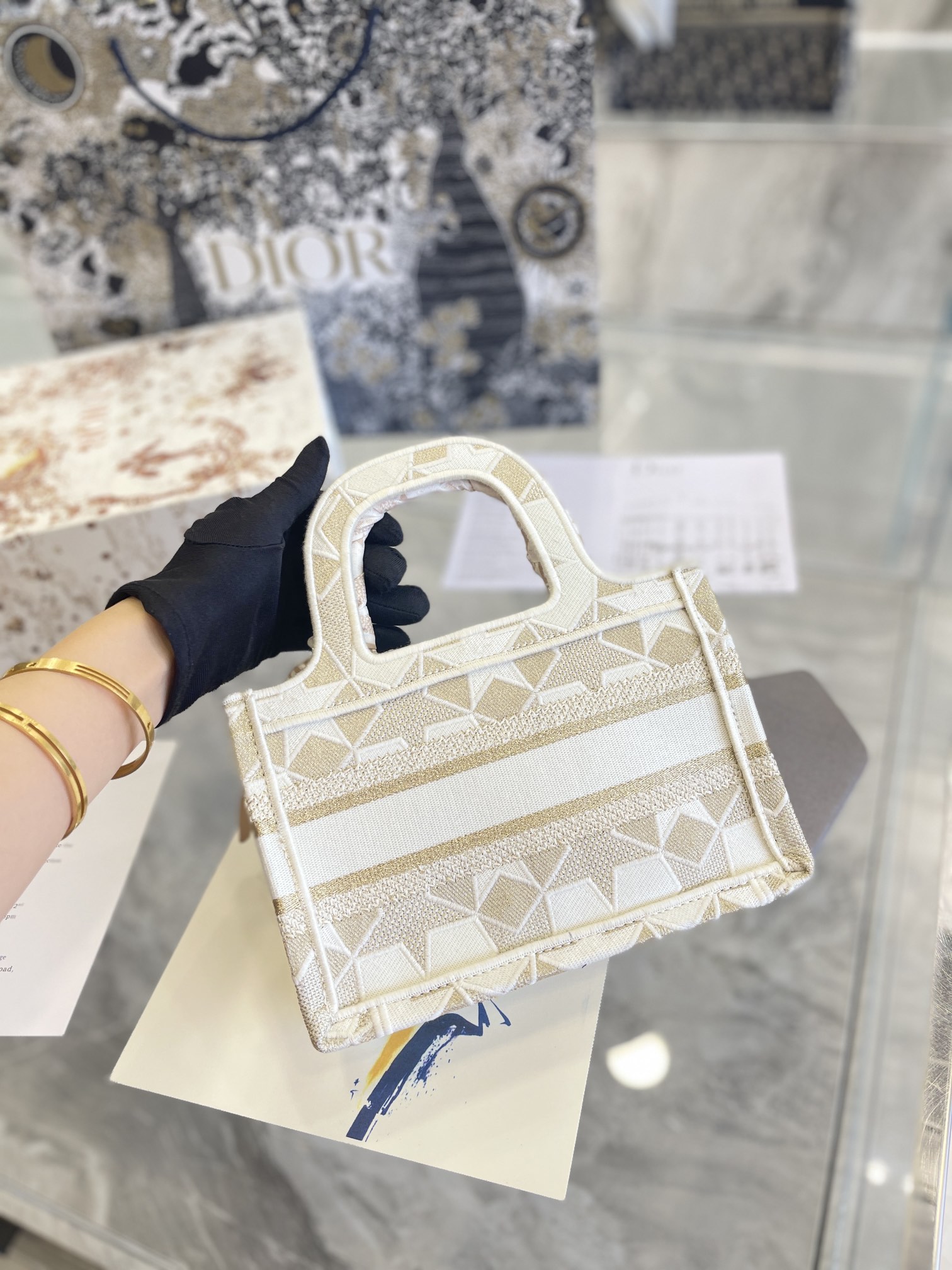 新型Diorミニ限定ハンドバッグ ディオールミニBOOK TOTEハンドバッグ - 画像 (7)