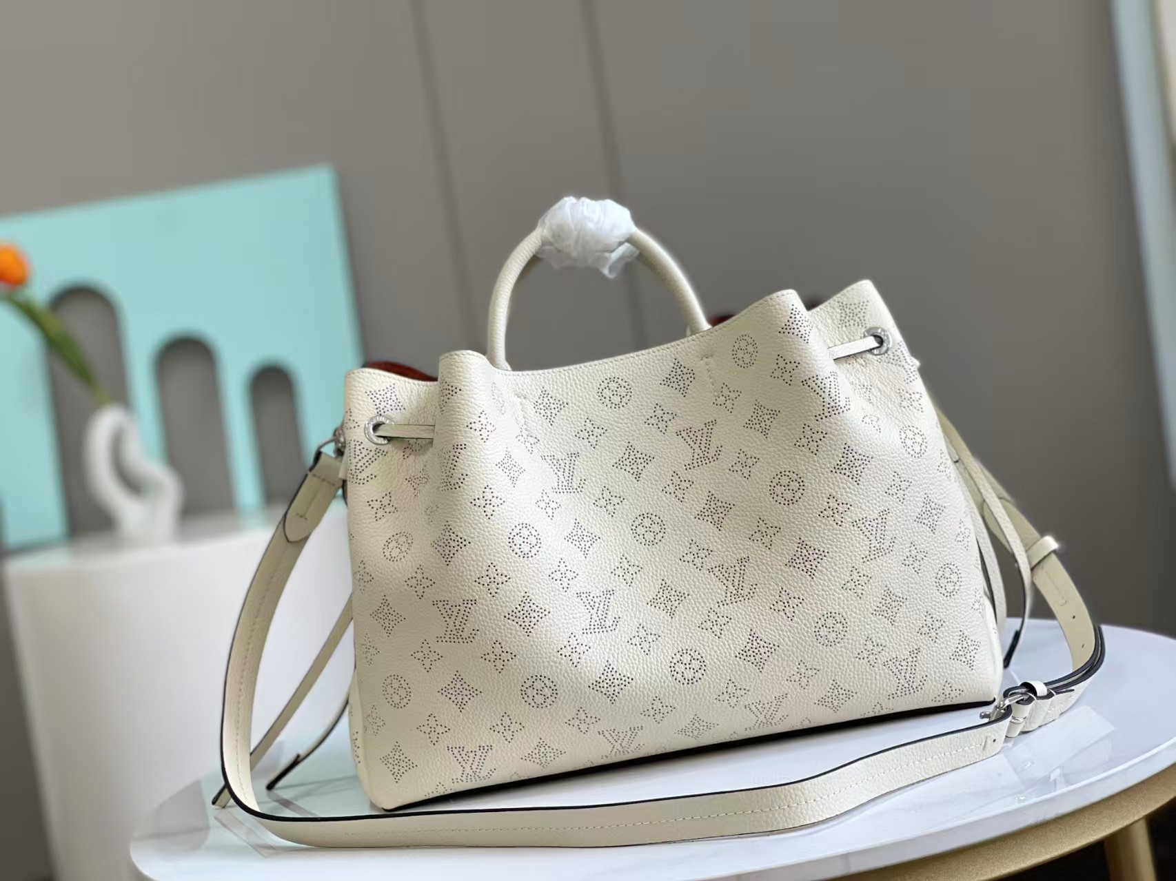LOUIS VUITTON ルイ・ヴィトン ベラ トートM59200 - 画像 (3)