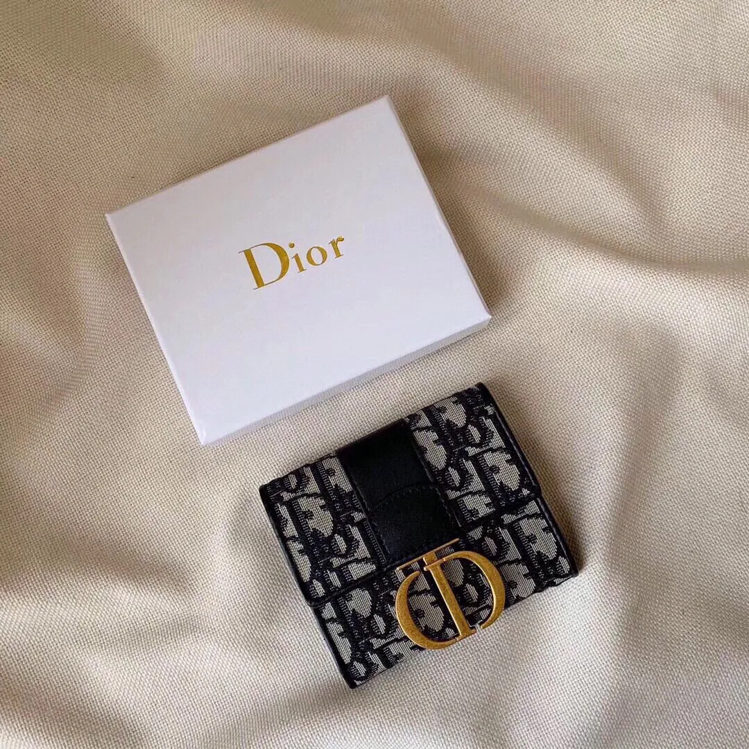 【DIOR】新品凳布 Dior 夏の新スタイルカウンターが熱い! 多機能な小さな財布