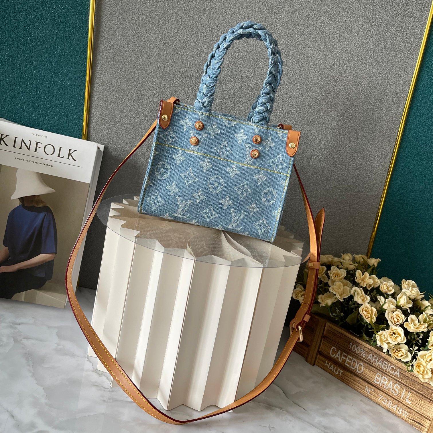 【持ち手もかわいい♡】Louis Vuitton レットゴー M24897 - 画像 (6)
