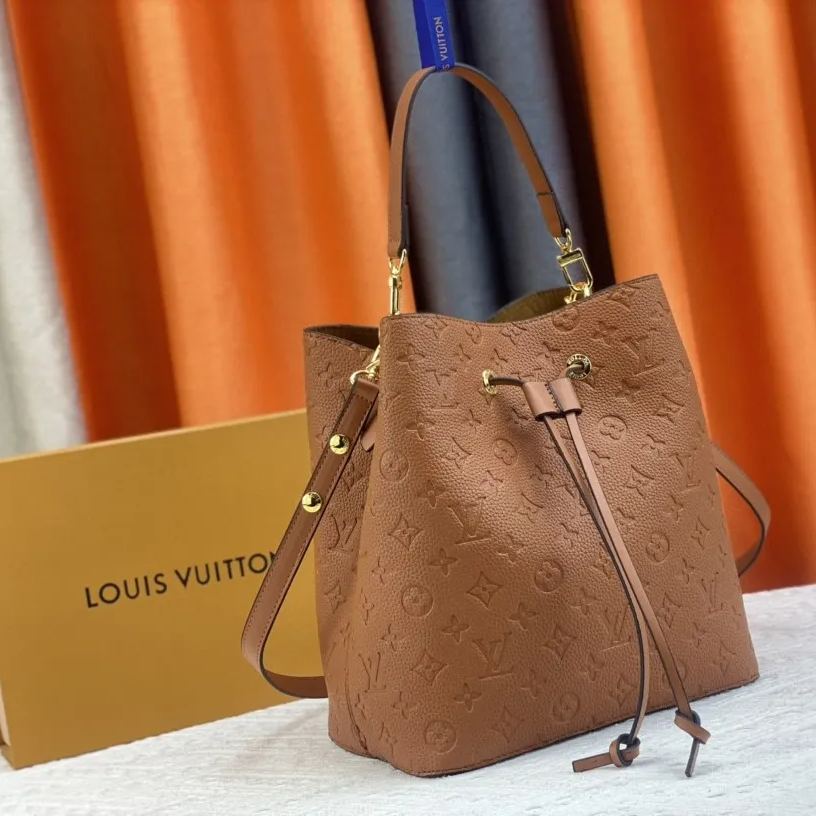 Louis Vuitton お洒落な【ネオノエバッグ MM】レザー 多用途 M45256 M45306 M44022 - 画像 (30)