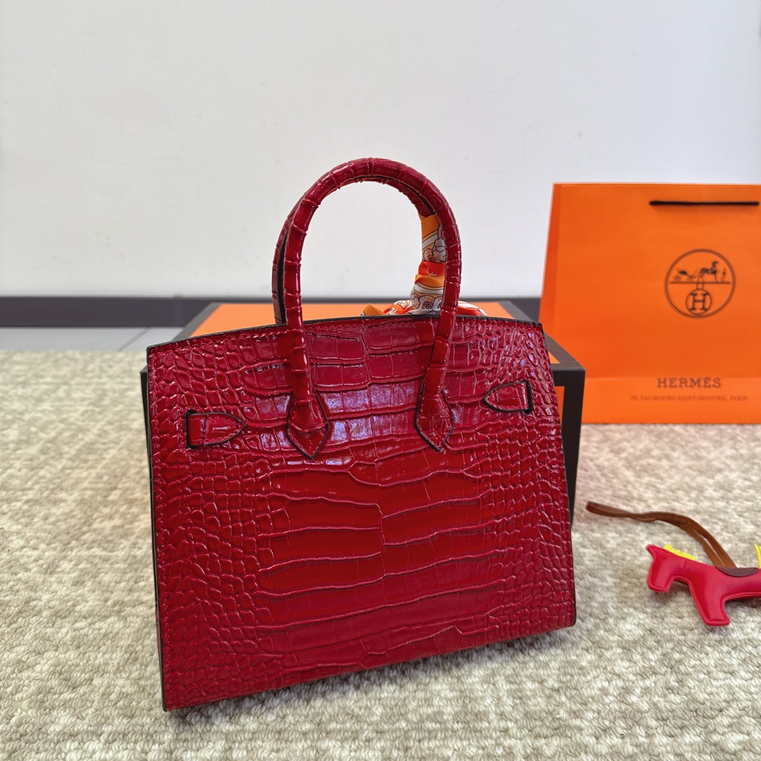 HERMES 高級ワニ革模様 プラチナバッグ - 画像 (4)