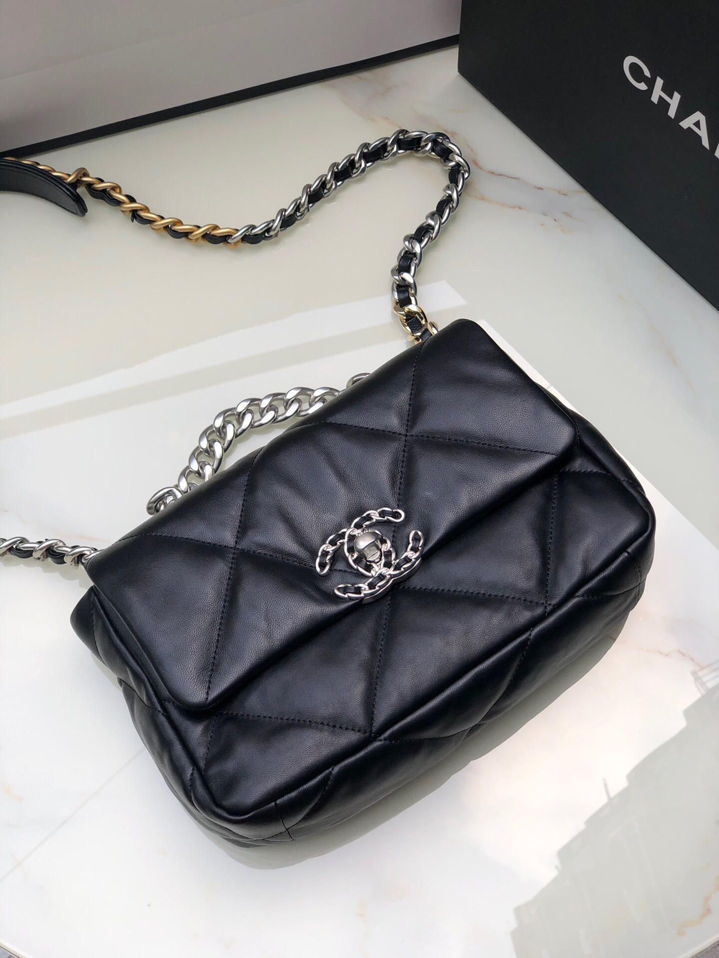 Chanel 19 small 1160 - 画像 (6)