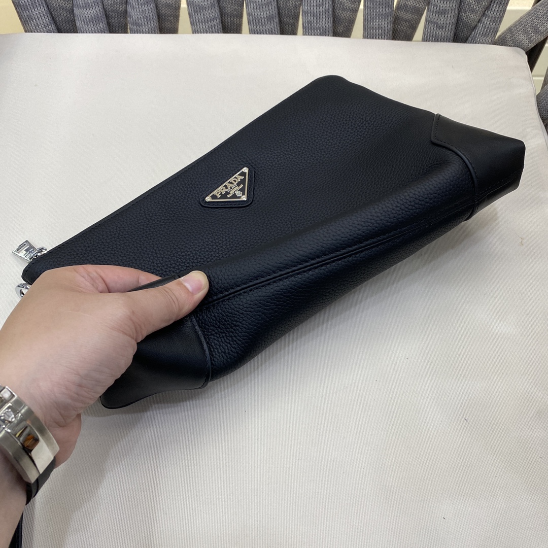 【PRADA 公式旗艦店】プラダ クラッチバッグ当日出荷 好評に付き再入荷!19*29*3CM - 画像 (6)