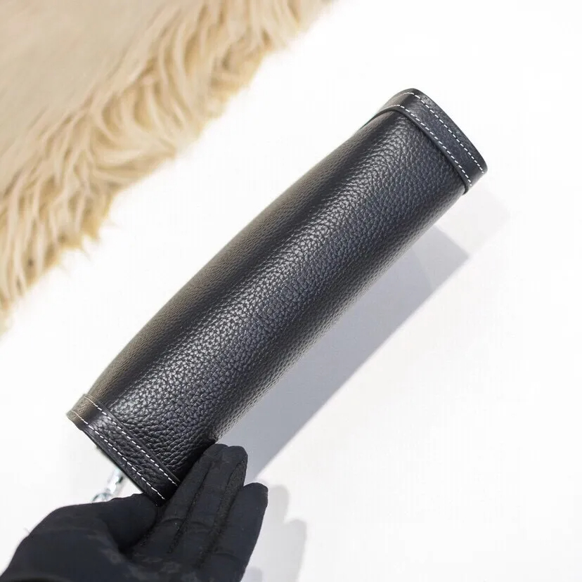 【HERMES 公式旗艦店】エルメス クラッチバッグ 当日出荷 好評に付き再入荷!26*16*4CM - 画像 (3)