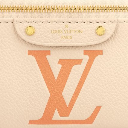 【LOUIS VUITTON】ミニベルトバッグ LV モノグラム レザー ロゴ - 画像 (6)