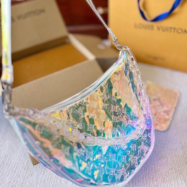 【LOUIS VUITTON】LOUIS VUITTON ゼリー感 メッセンジャーバッグ カラフルな反射素材