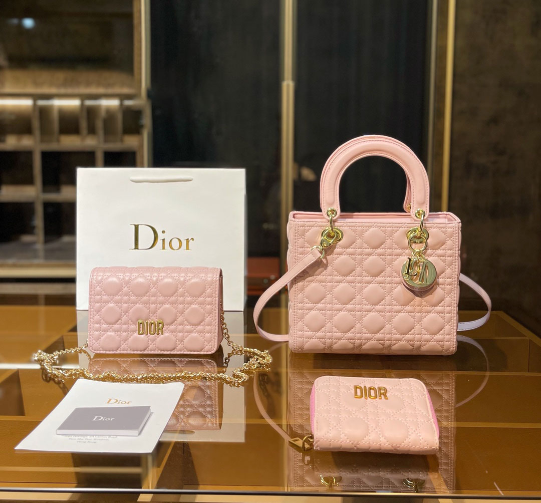 雑誌でも人気!【ディオール国内配送】LADY DIOR3点セット お得 - 画像 (3)
