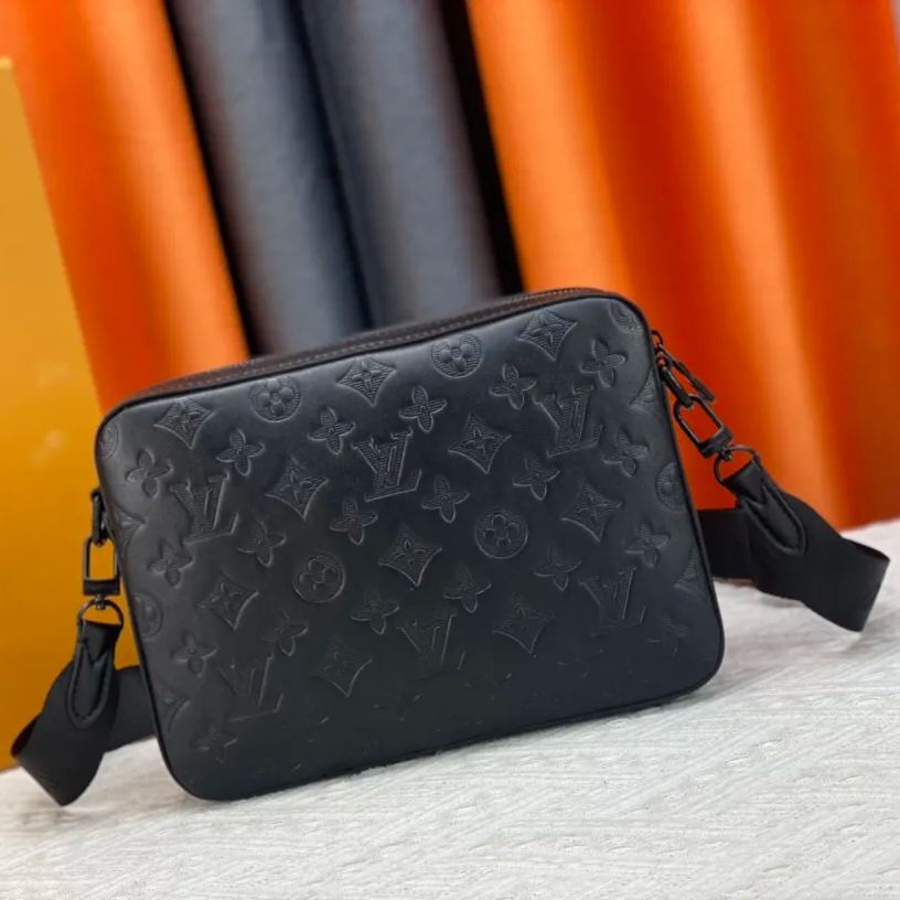 ★Louis Vuitton★フルレザー型押しメッセンジャーバッグ SPRINTER メッセンジャーバッグ M69827 M69443 - 画像 (3)