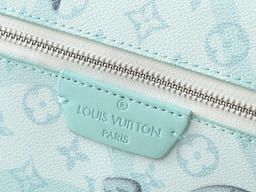 LOUIS VUITTON ルイ・ヴィトン Discovery M22519 ディスカバリー・バックパック PM - 画像 (11)