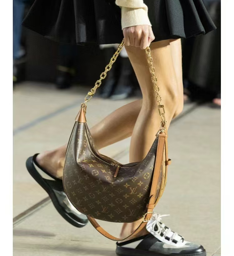 24AW Louis Vuitton 新モデル ショルダーバッグ バイア - 画像 (4)