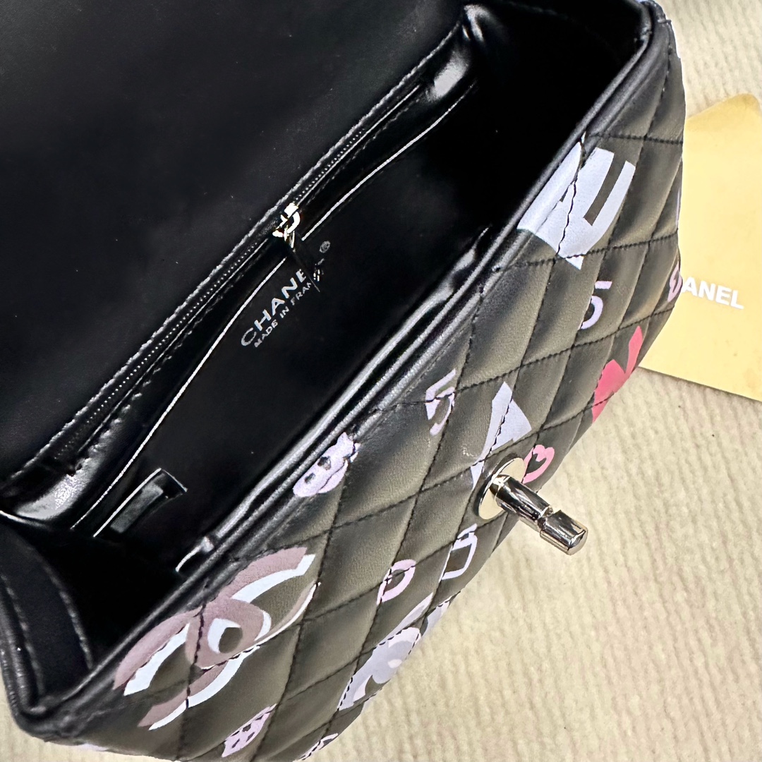 【CHANEL】トップハンドル チェーン ミニバッグ - 画像 (4)