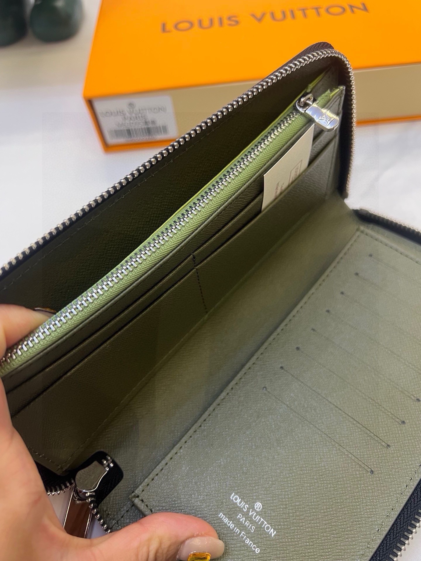☆Louis Vuitton☆ 新しいスタイルのウォレットジッパーバッグ - 画像 (8)