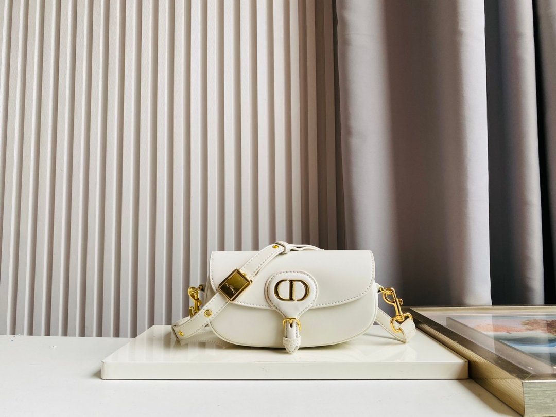 Christian Dior 【ディオール】Bobby ショルダーバッグ21x12x5cm