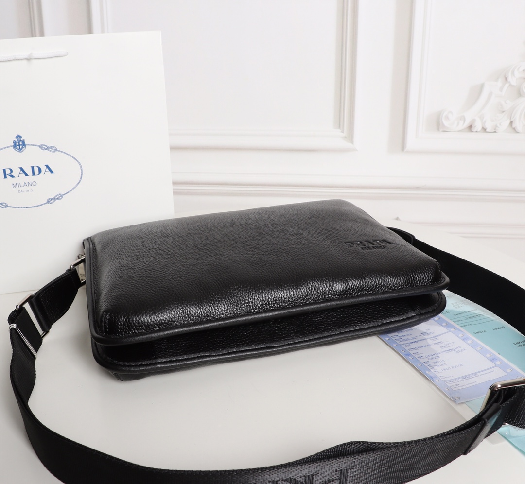 【PRADA 公式 旗艦店】プラダ 斜めがけバッグ 当日出荷 好評に付き再入荷!33*25*6CM - 画像 (7)