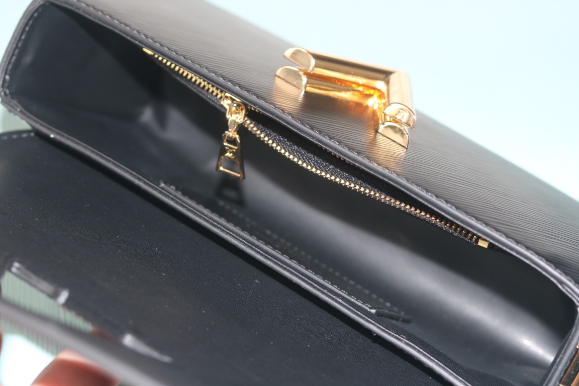 Louis Vuitton 多用途な ショルダーバッグ【ツイスト WEST】人気 M50397 M24566 M24548 M24549 - 画像 (27)