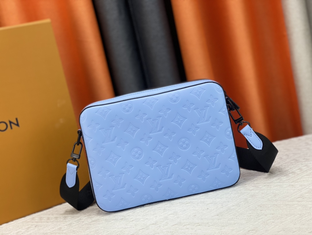 ★Louis Vuitton★フルレザー型押しメッセンジャーバッグ SPRINTER メッセンジャーバッグ M69827 M69443 - 画像 (21)