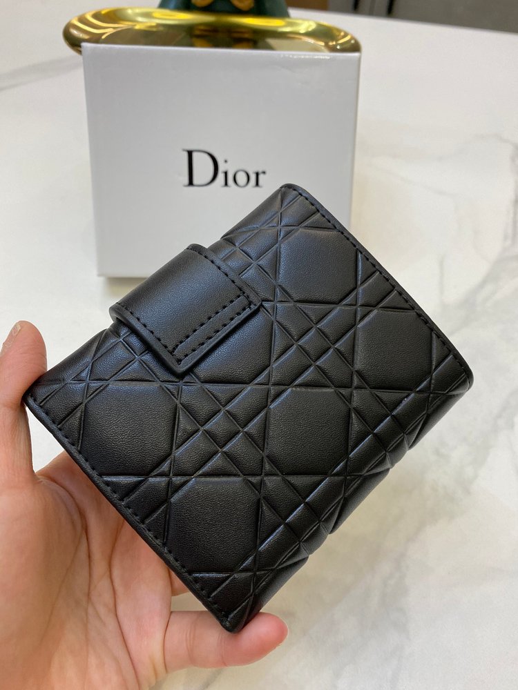 Dior (ディオール) 三つ折り財布 - 画像 (4)